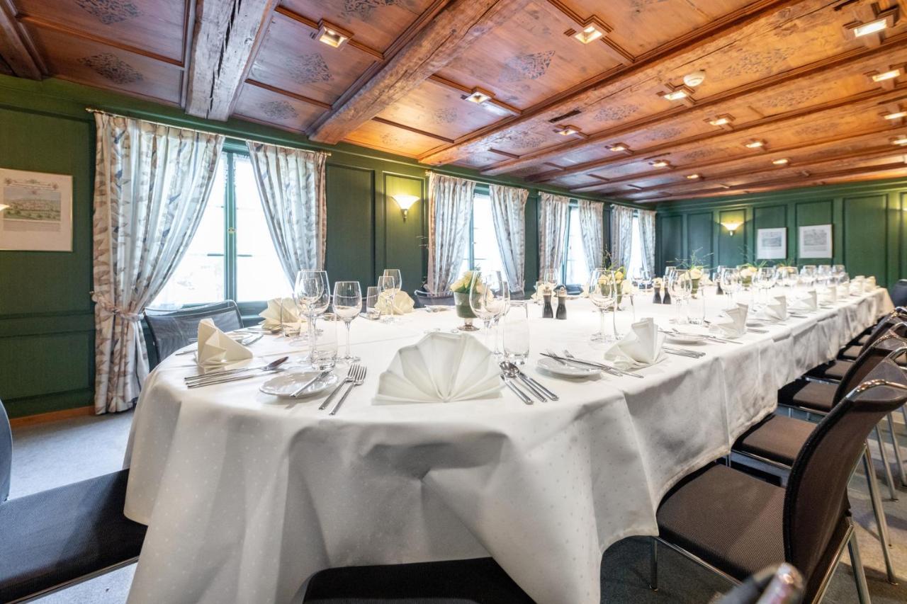 Hotel Zum Goldenen Kreuz Frauenfeld Bagian luar foto