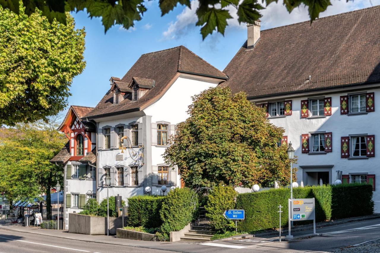 Hotel Zum Goldenen Kreuz Frauenfeld Bagian luar foto
